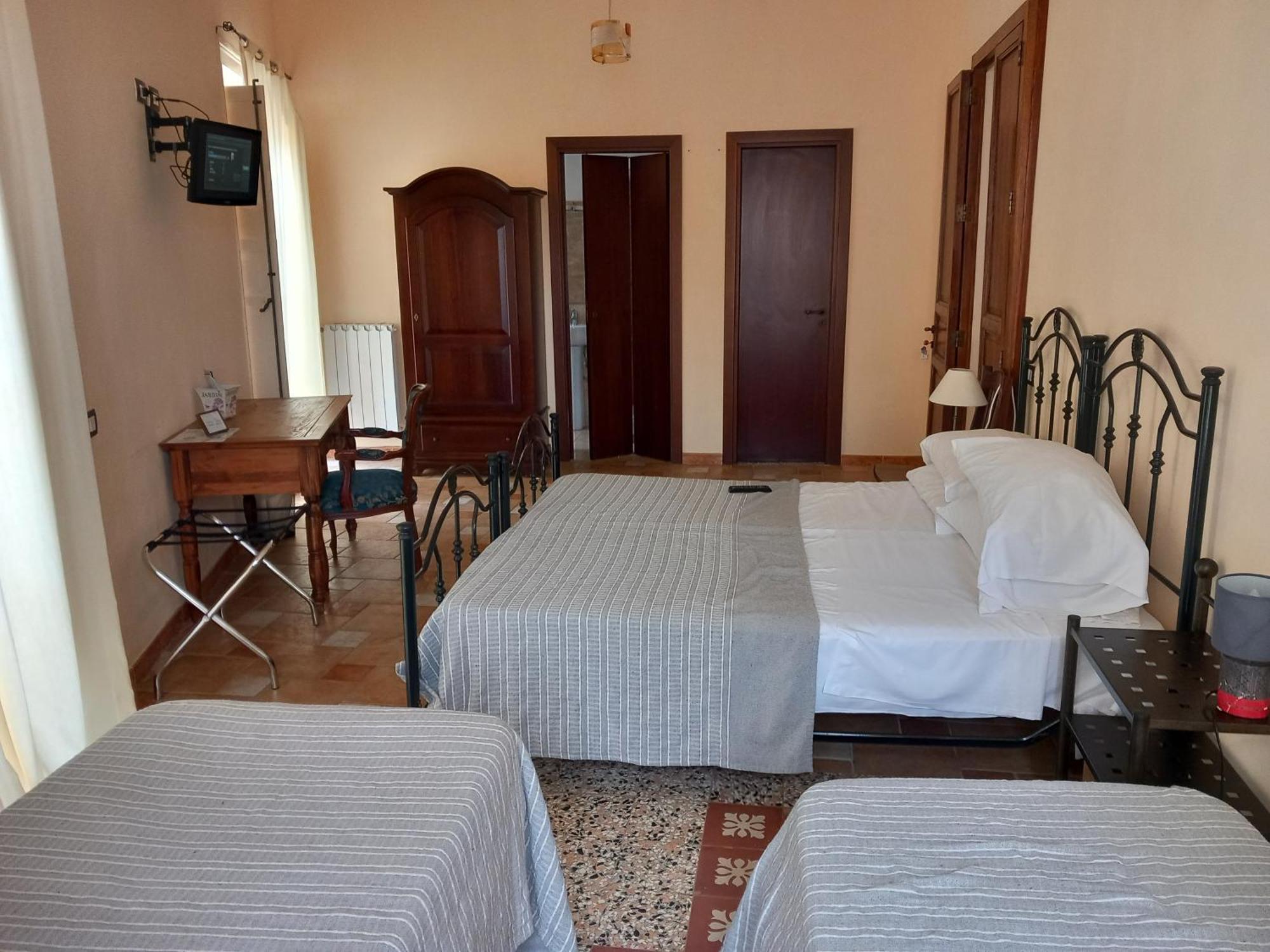 B&B Batara - "La Terrazza Del Centro" Agrigento Buitenkant foto