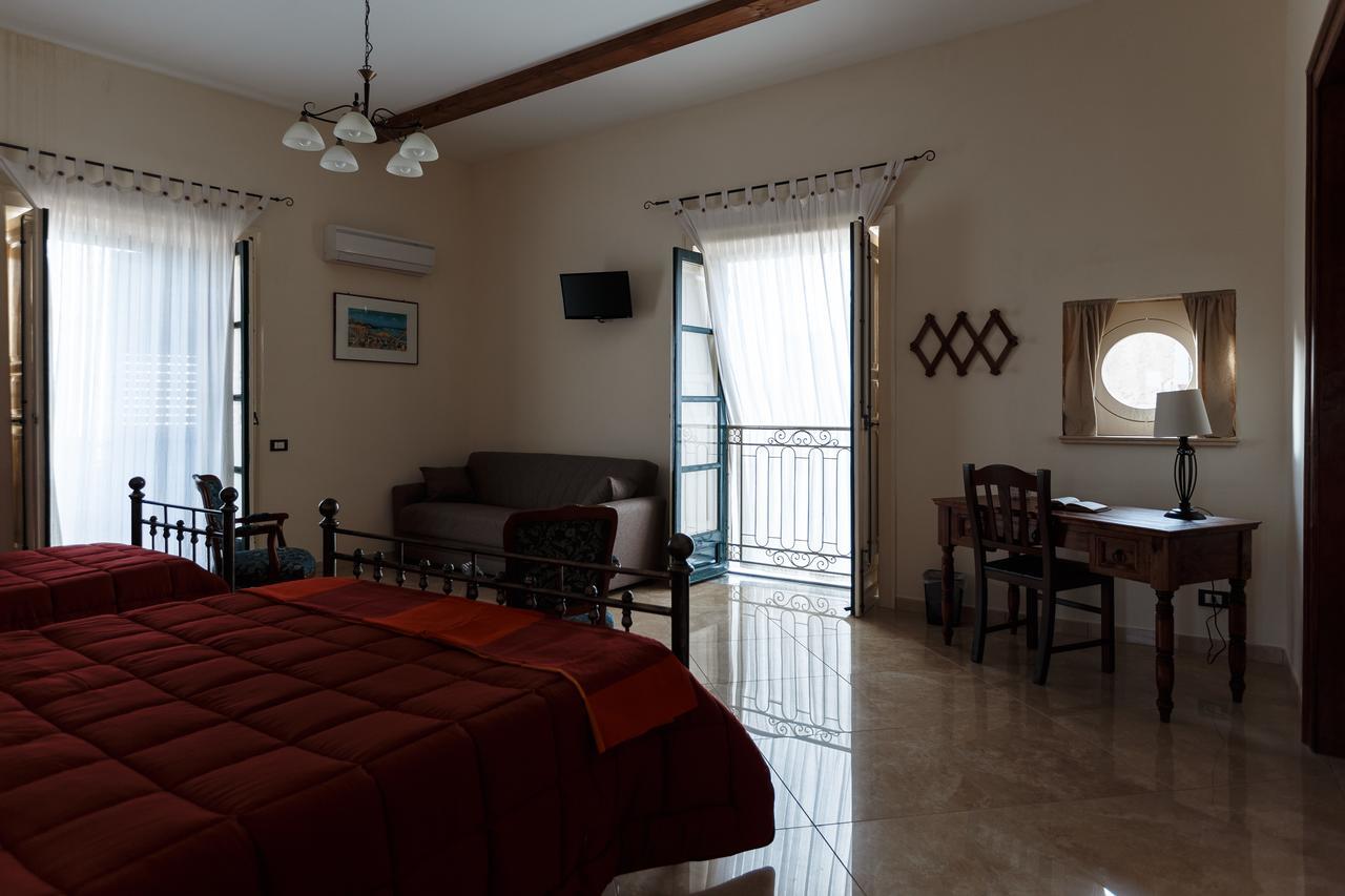 B&B Batara - "La Terrazza Del Centro" Agrigento Buitenkant foto