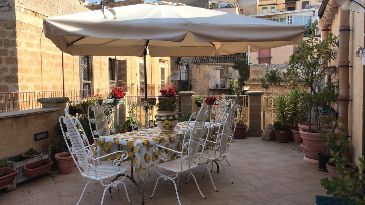 B&B Batara - "La Terrazza Del Centro" Agrigento Buitenkant foto